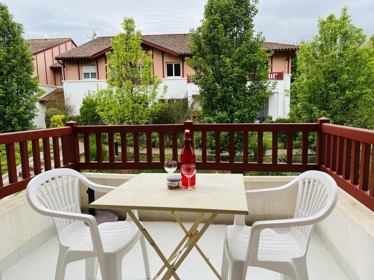 Appartement F2 A Cambo-Les-Bains Avec Piscine, Proche Thermes, Terrasse Et Parking - Fr-1-495-36 Zewnętrze zdjęcie