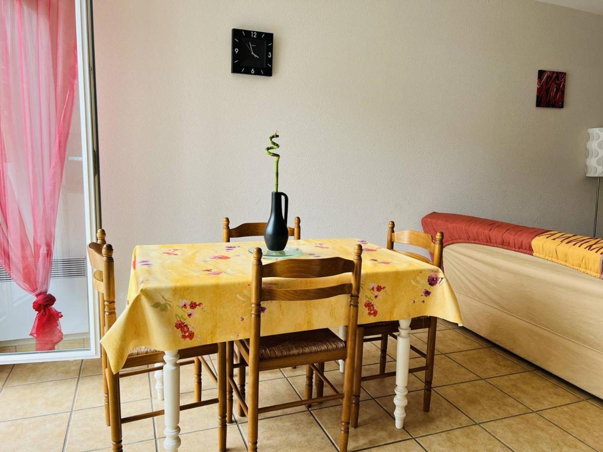 Appartement F2 A Cambo-Les-Bains Avec Piscine, Proche Thermes, Terrasse Et Parking - Fr-1-495-36 Zewnętrze zdjęcie