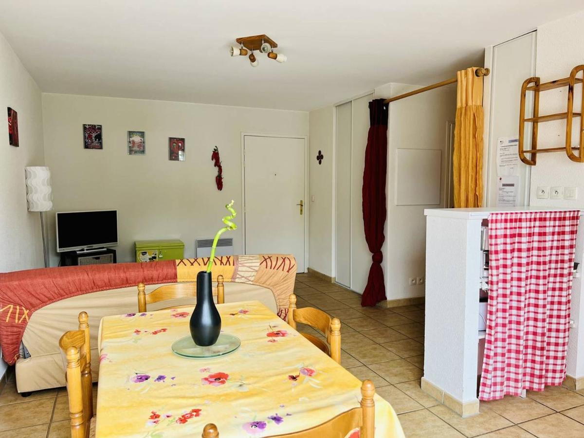 Appartement F2 A Cambo-Les-Bains Avec Piscine, Proche Thermes, Terrasse Et Parking - Fr-1-495-36 Zewnętrze zdjęcie